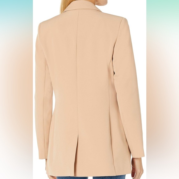 Like new! Gorgeous Long Blazer - Picture 2 of 8